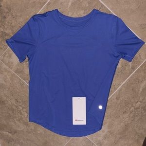 Lululemon High Neck Run and Train Tee| Wild Indigo| Size 4| Excellent condition